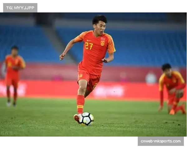 青岛西海岸继续青春风暴,最小新援仅17岁 青岛西海岸继续青春风暴,最小新援仅17岁